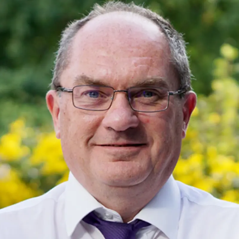 A picture of Professor Glenn Gibson loading=